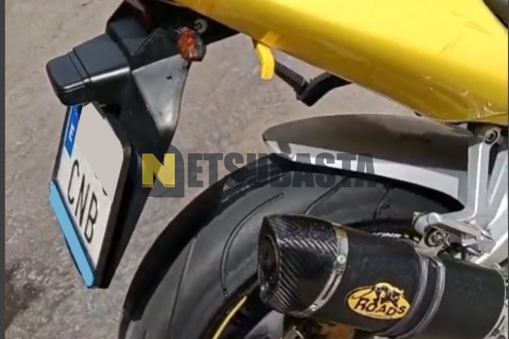 Honda CBR 900RR 2003