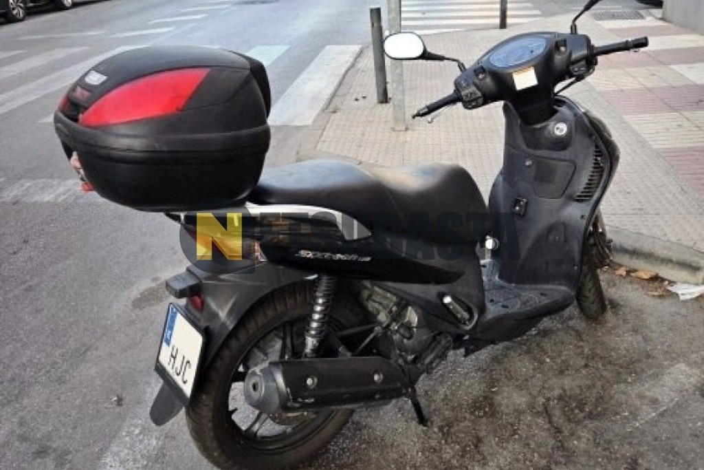 Suzuki Sixteen 125 2012