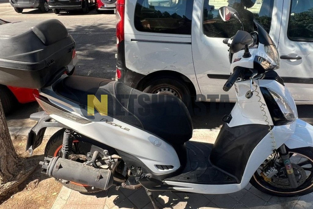 Kymco People 125 GTi 2011