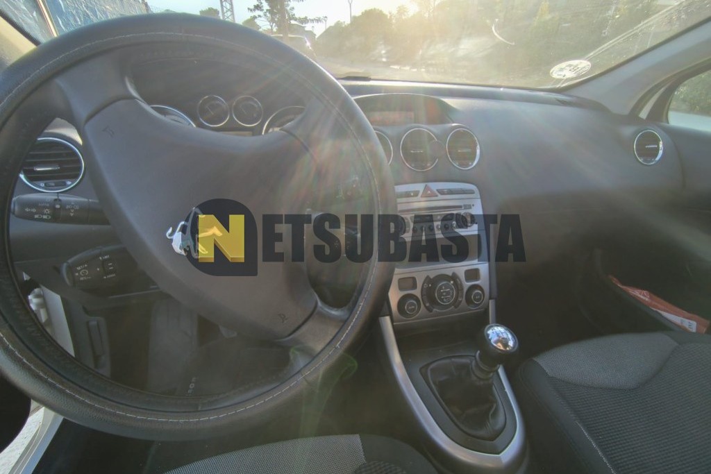 Peugeot 308 SW 1.6 e-HDi 2013