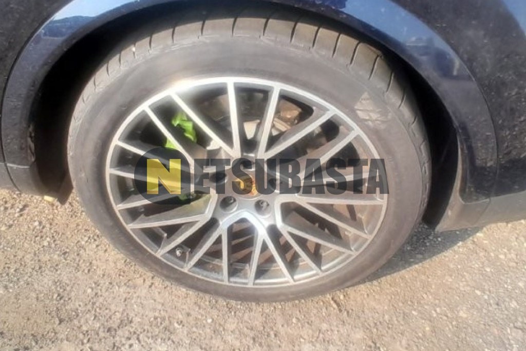 Porsche Cayenne E-Hybrid Coupé 2023