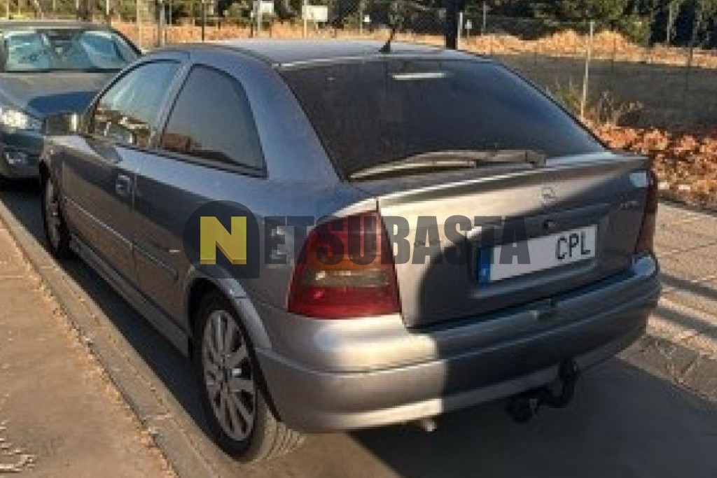 Opel Astra 2.0 DTi 2003