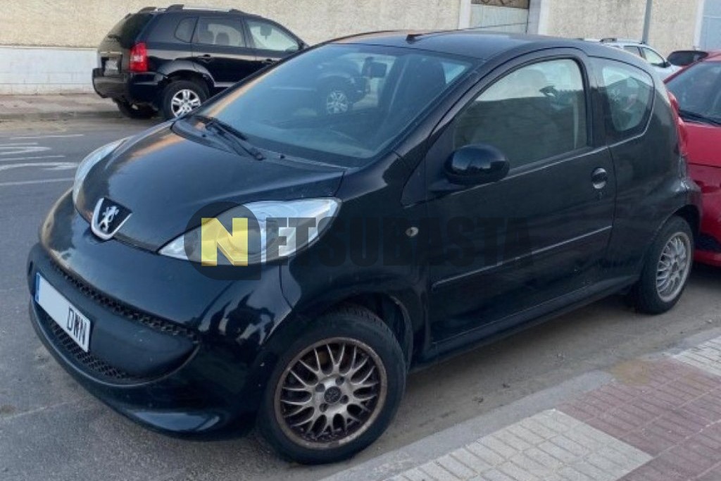 Peugeot 107 1.0i 2006