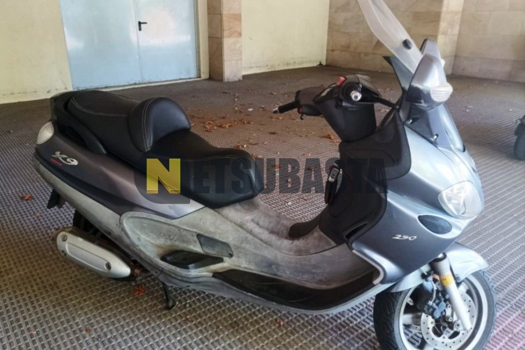 Piaggio X9 250 2006
