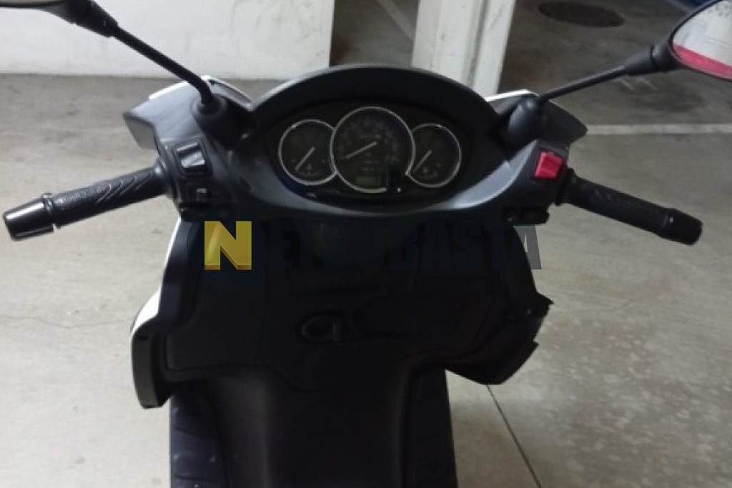 Piaggio X7 125 2012