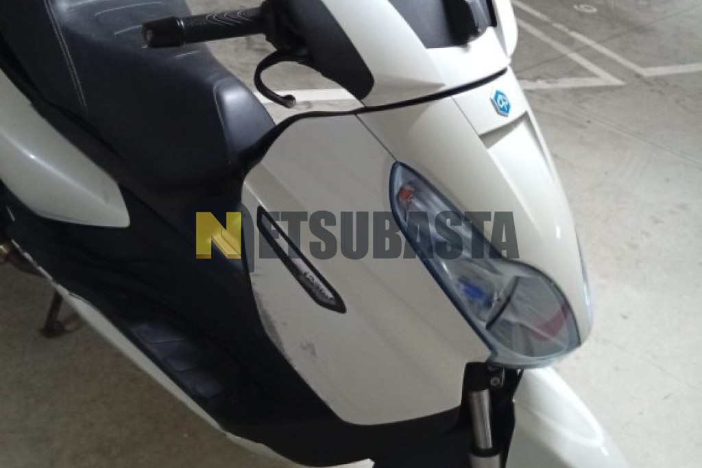 Piaggio X7 125 2012