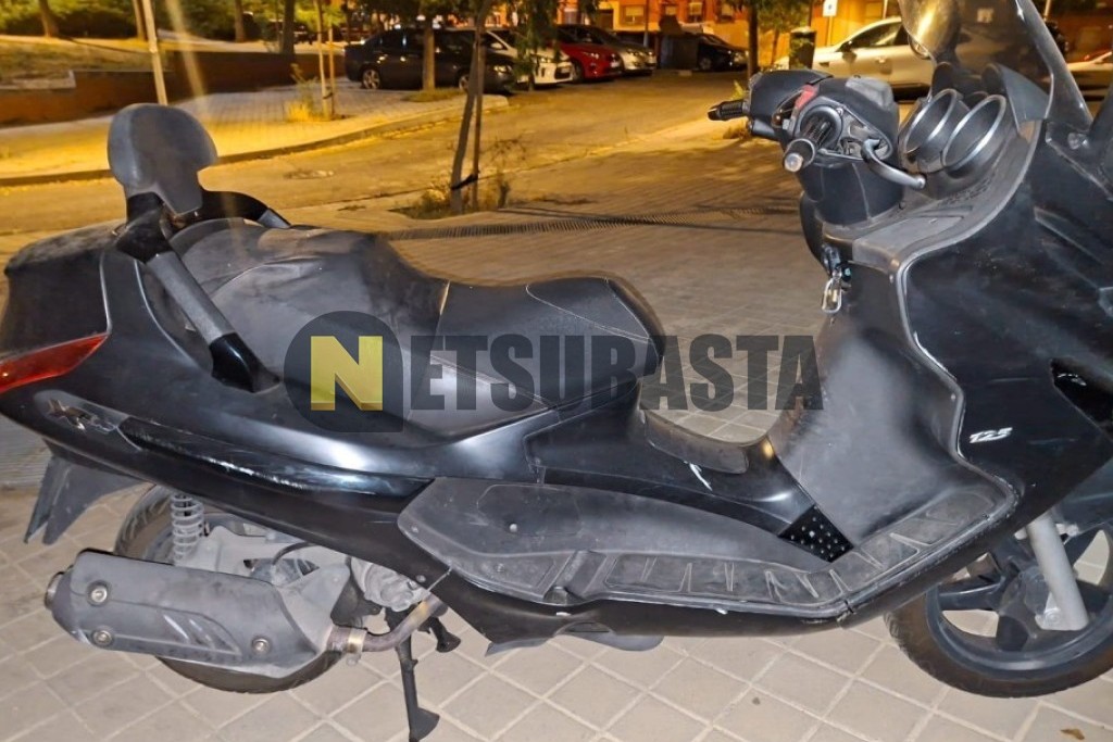 Piaggio X EVO 125 2015