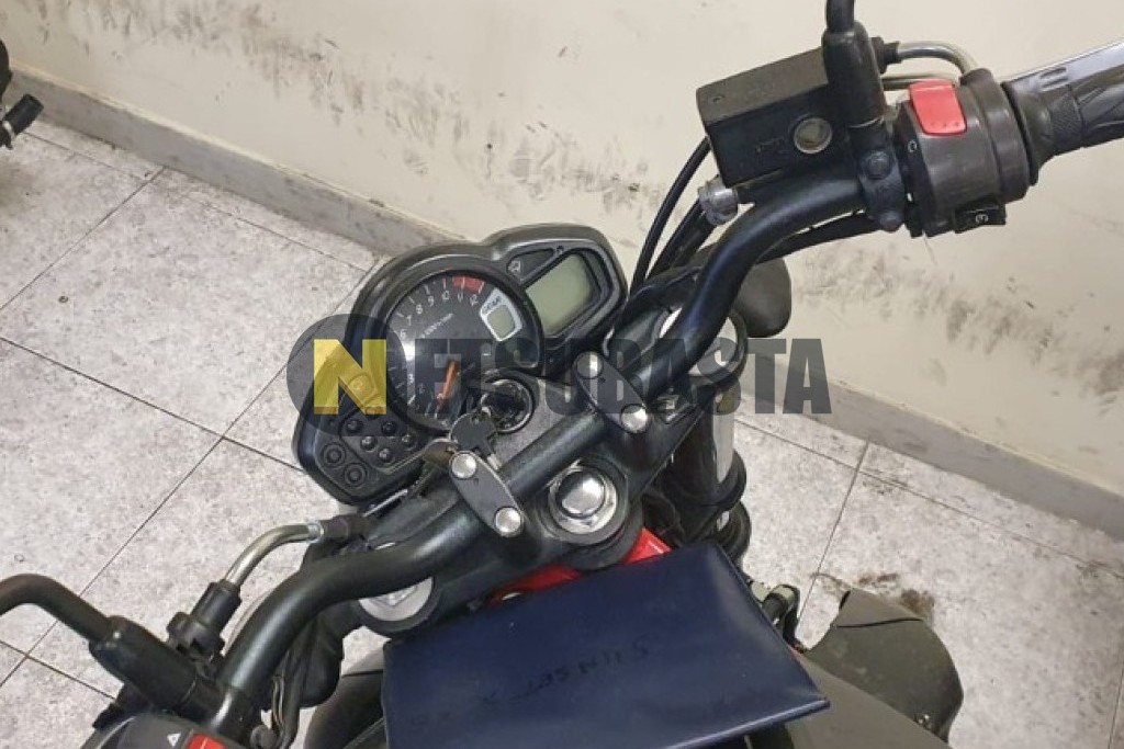 Suzuki Gladius 650 2014
