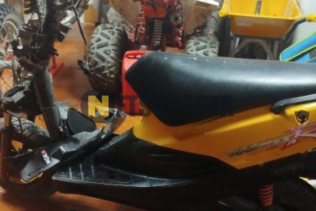 Suzuki Address 50 2001