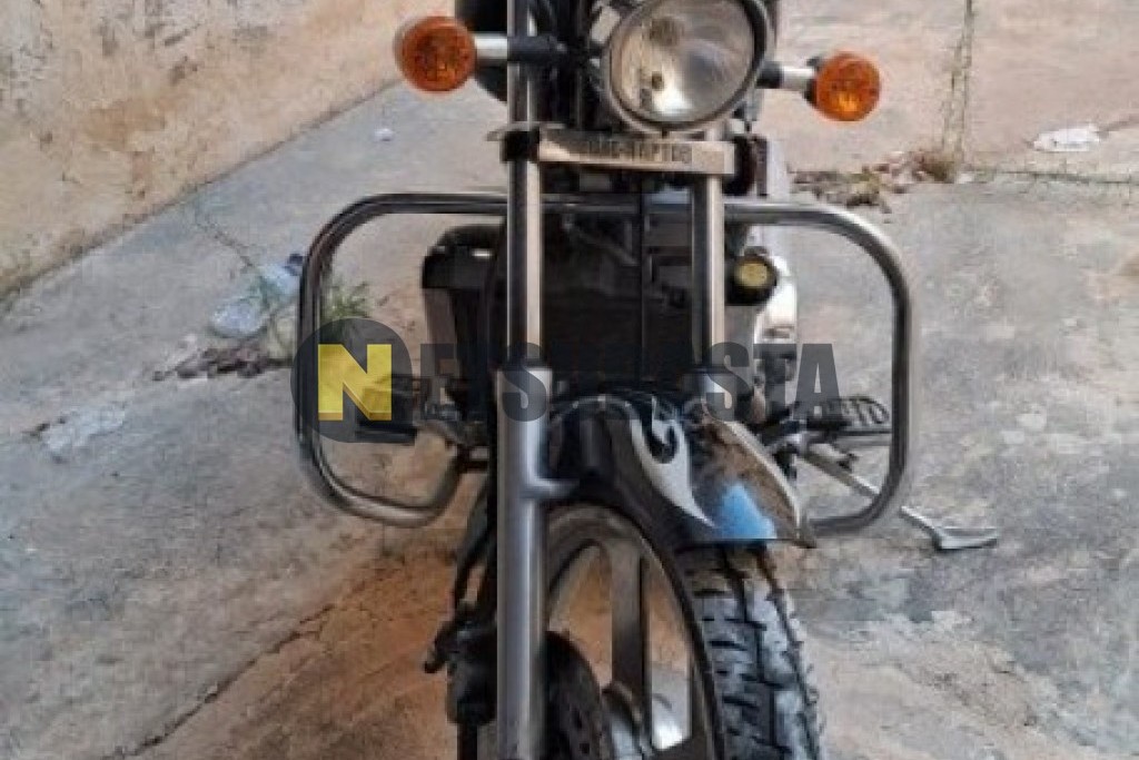 CSR Custom 250 TWIN 2007