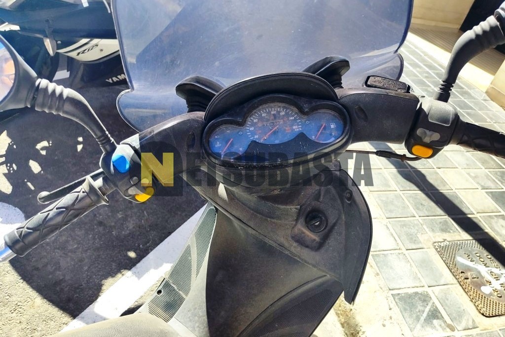 Yamaha Majesty 125 1999