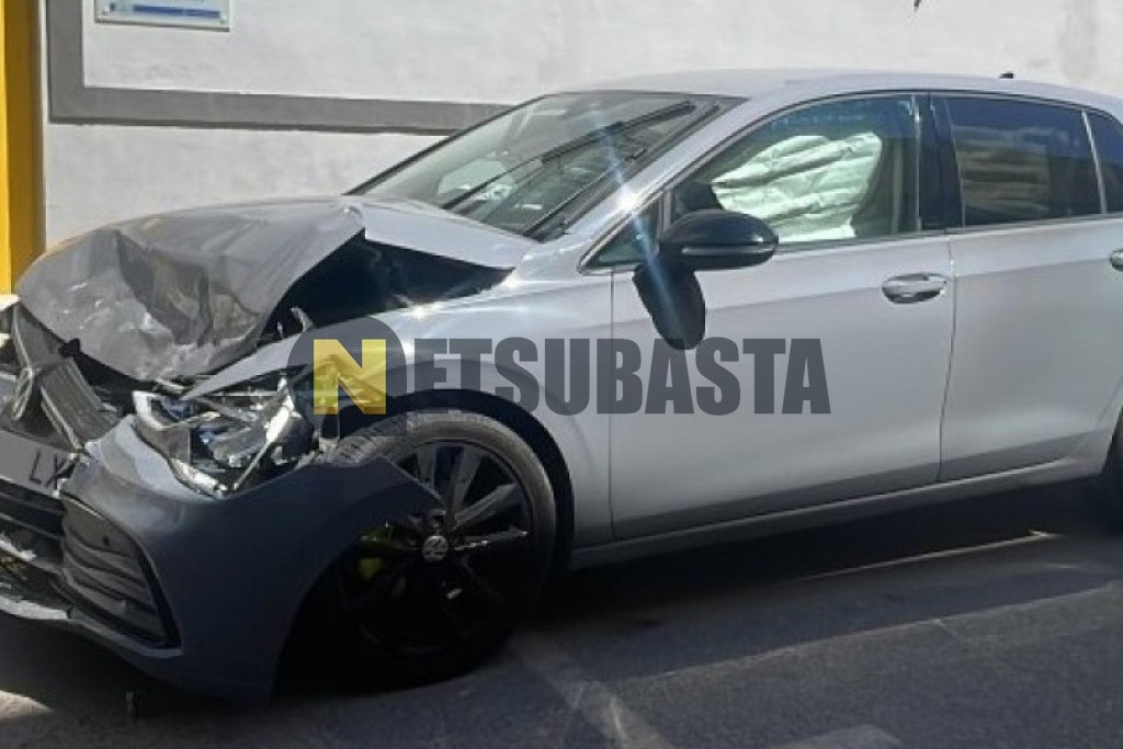 Volkswagen Golf 2.0 TDI DSG 7 vel. 2020