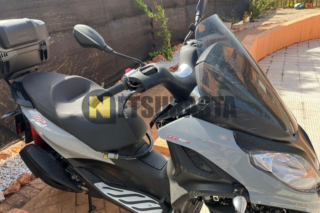Piaggio MP3 300 HPE 2022
