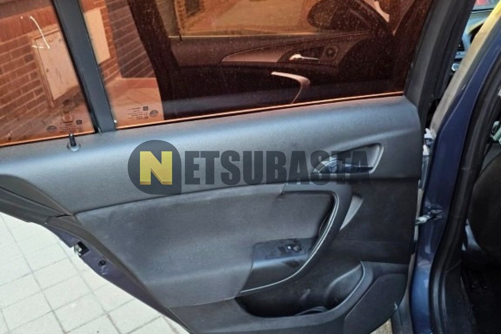 Opel Insignia Sports Tourer 2.0 CDTI ecoFLEX 2011