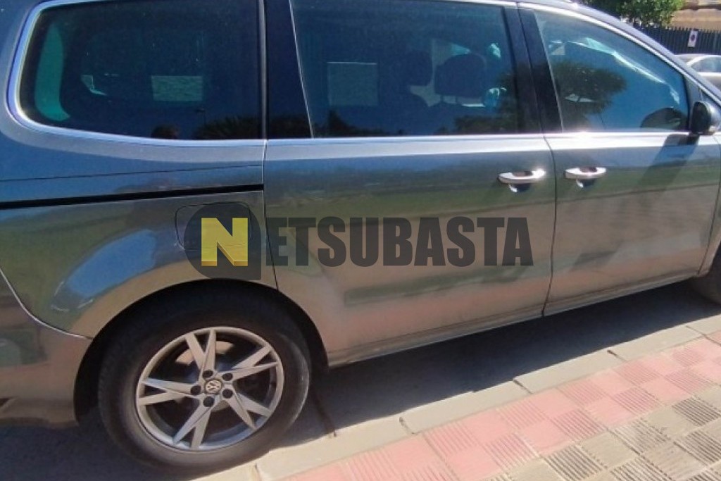 Volkswagen Sharan 2.0 TDI DSG 2013