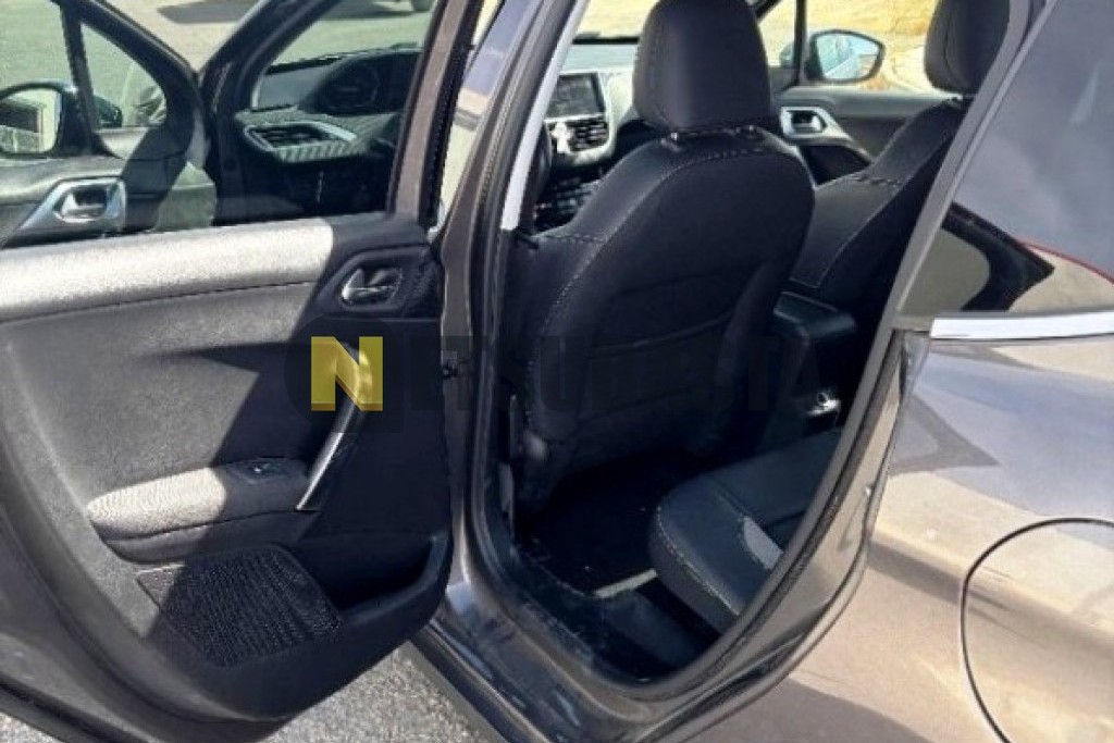 Peugeot 2008 1.2 PureTech 2015