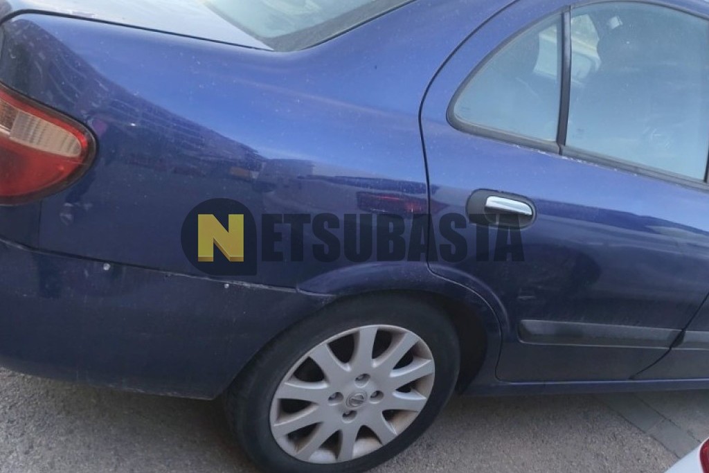 Nissan Almera 2.2Di 2003