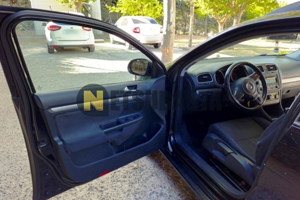 Volkswagen Golf Variant 1.6 TDI DPF 2010