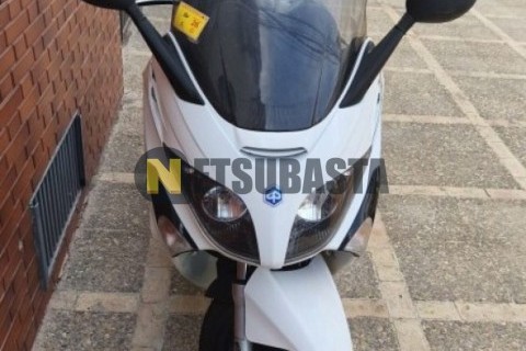 Suzuki Burgman 200 2015