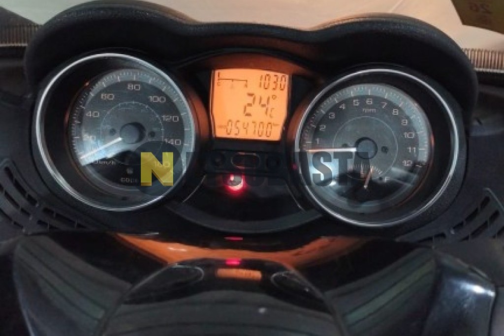 Piaggio X EVO 125 2016