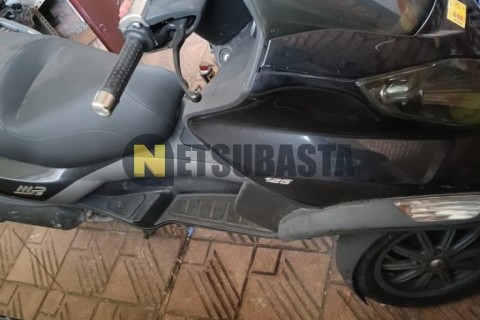 Suzuki Burgman 200 2015