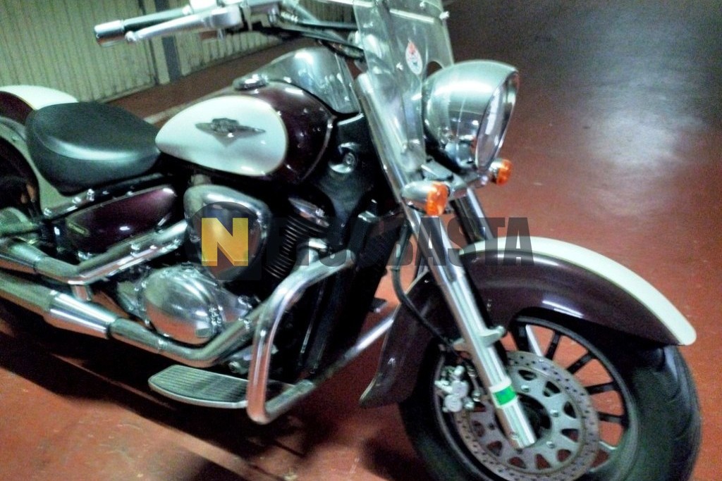 Suzuki Intruder C800 2010