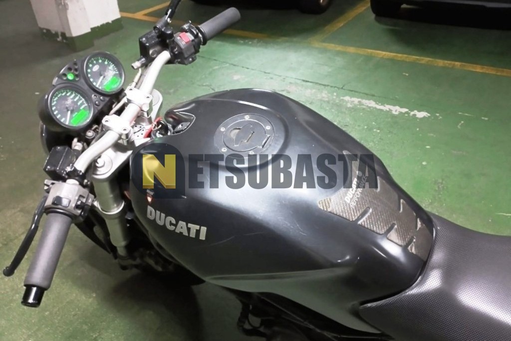 Ducati Monster 620 IE 2004