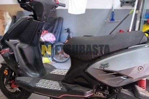 Suzuki Burgman 200 2015