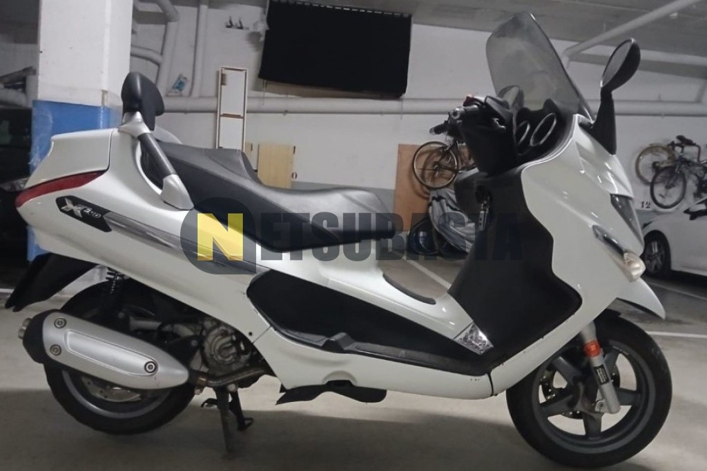 Piaggio X EVO 250 2010