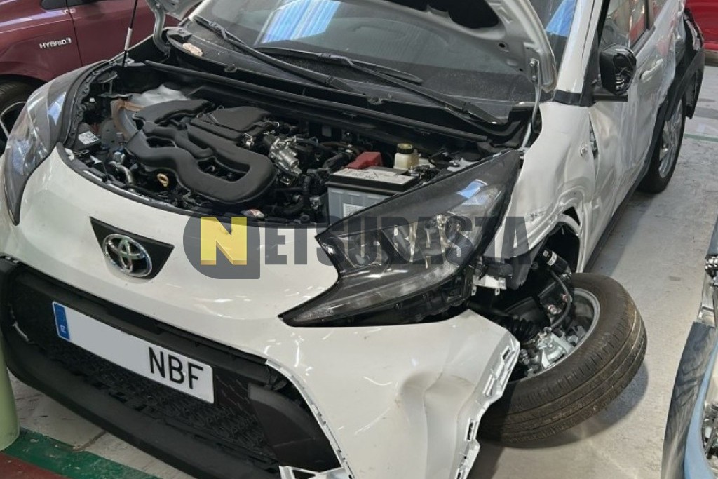 Toyota Aygo X Cross 1.0 2025
