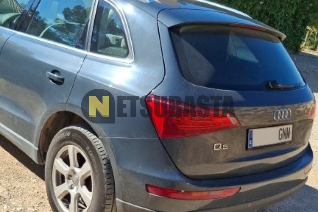 Audi Q5 2.0 TDI quattro S tronic 7 vel. DPF 2009