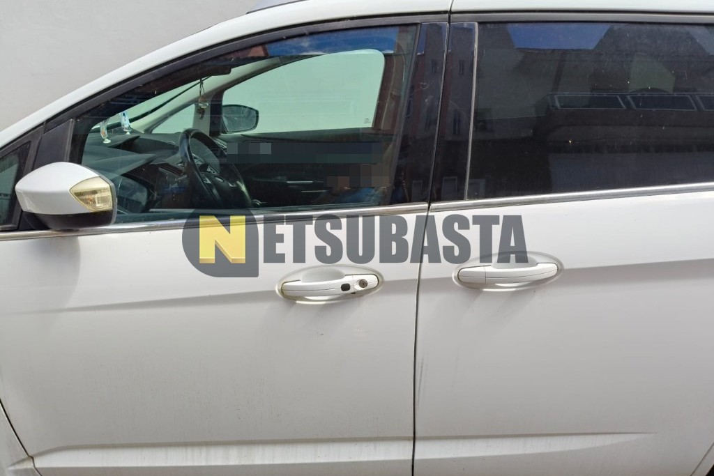 Ford Grand C-MAX 1.0 EcoBoost 2013