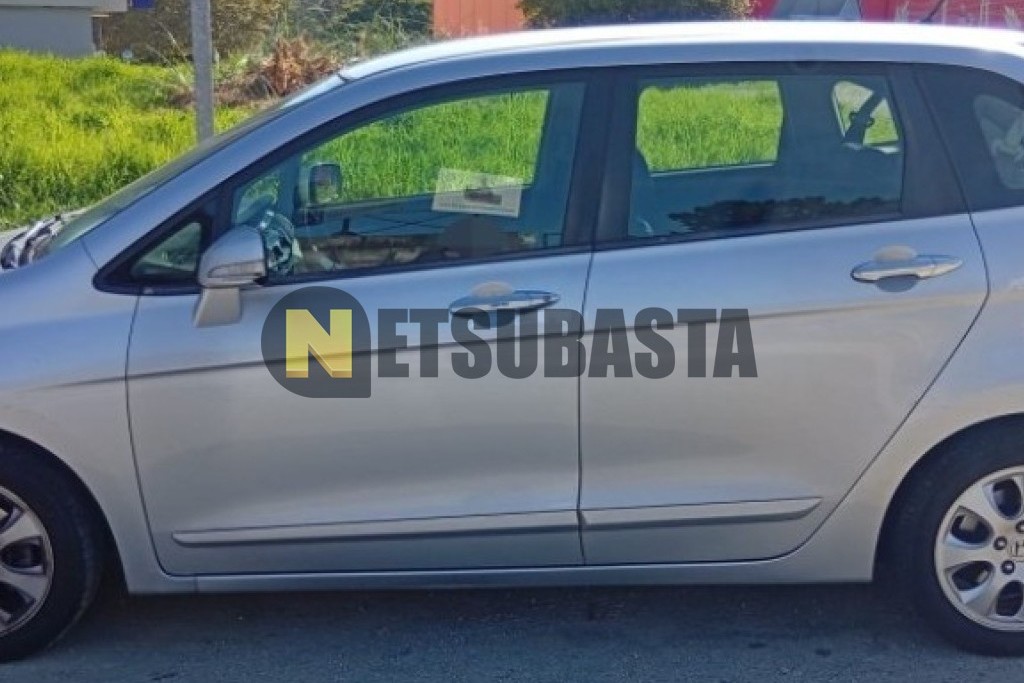 Honda FR-V 2.2 i-CTDi 2006