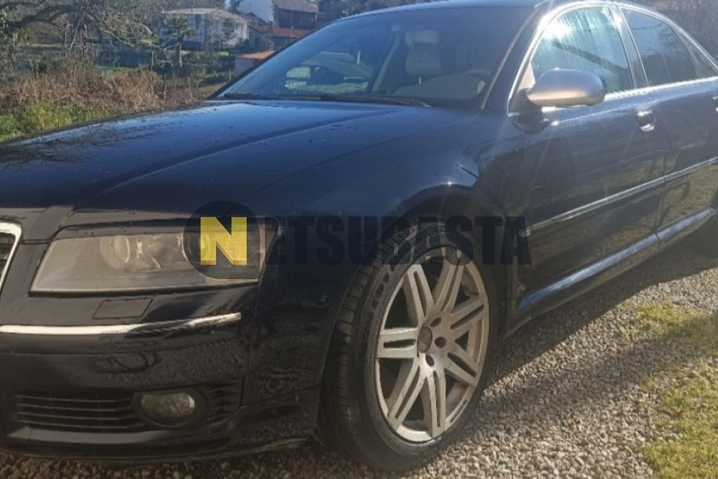 Audi A8 3.7 quattro tiptronic 6 vel. 2003