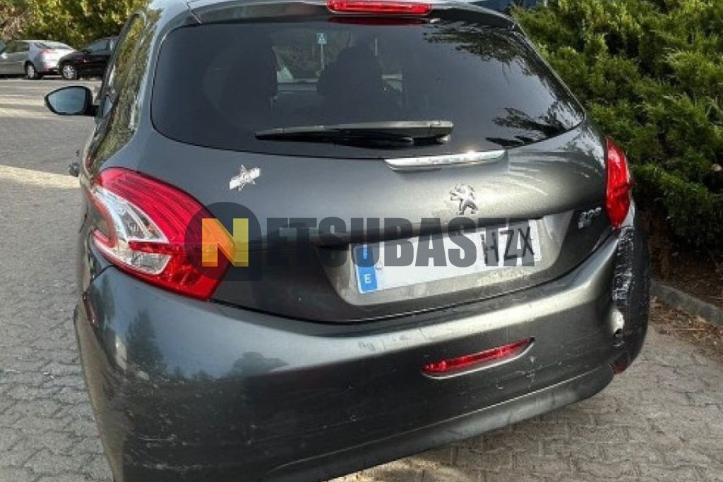 Peugeot 208 1.6 HDi 2014