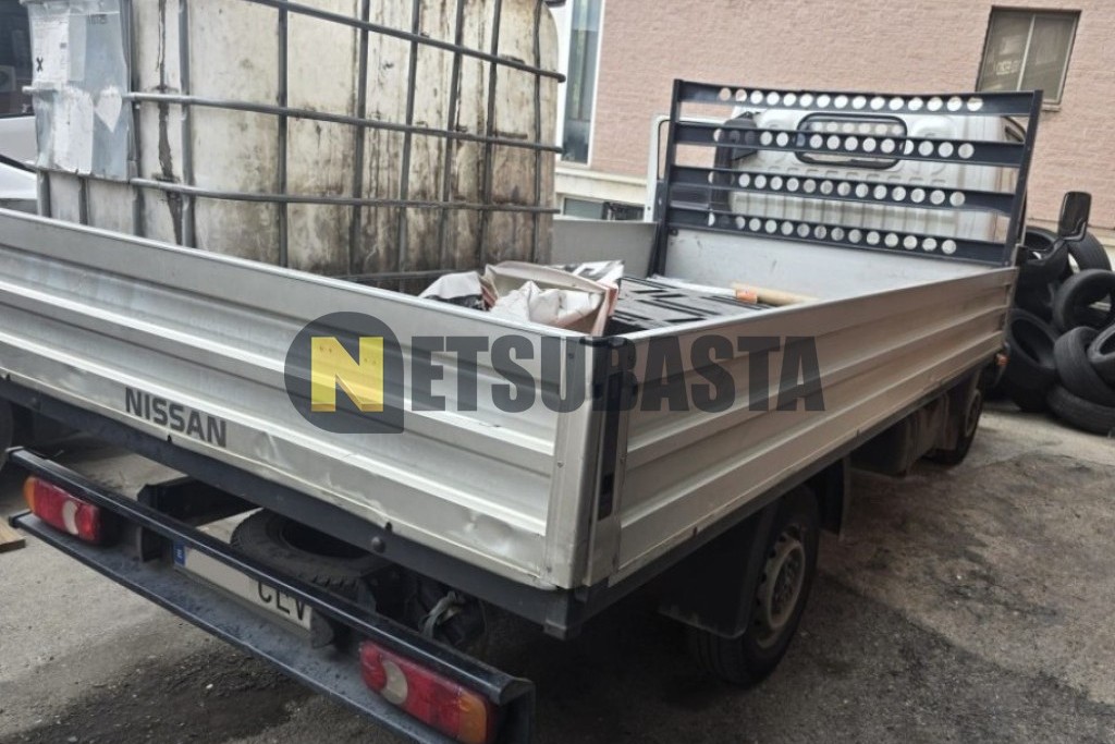 Nissan Cabstar E 95 Chasis/Cabina 2003