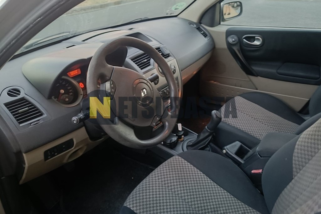 Renault Megane Sedan 1.6 16v 2005