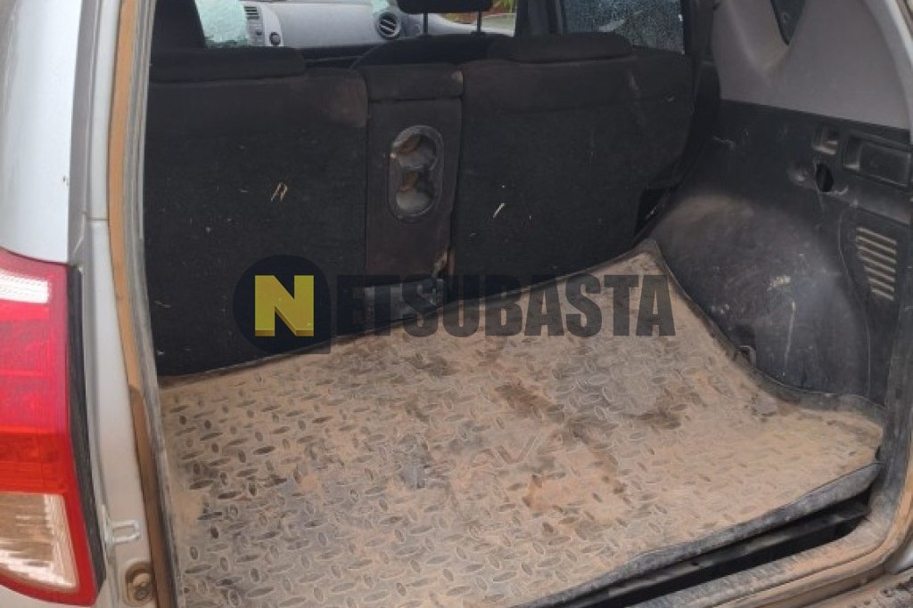 Toyota RAV4 2.2 D-4D 2006