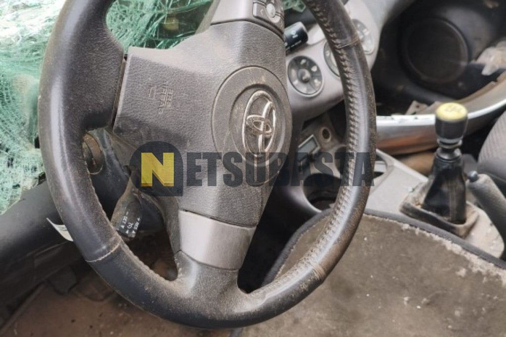 Toyota RAV4 2.2 D-4D 2006