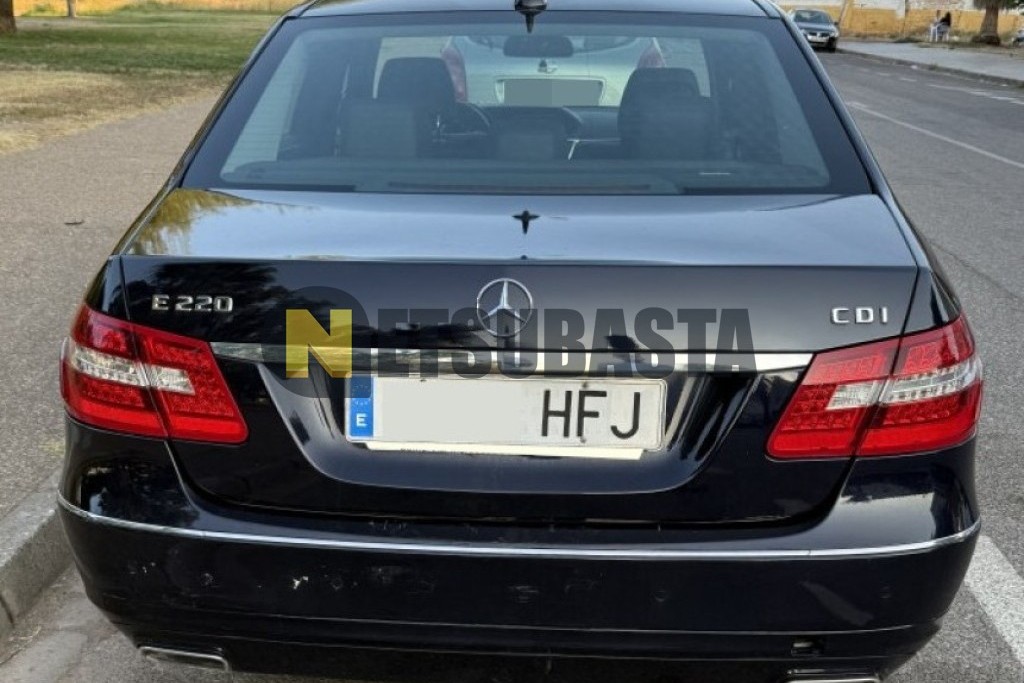 Mercedes-Benz E 220 CDI Aut. 2011