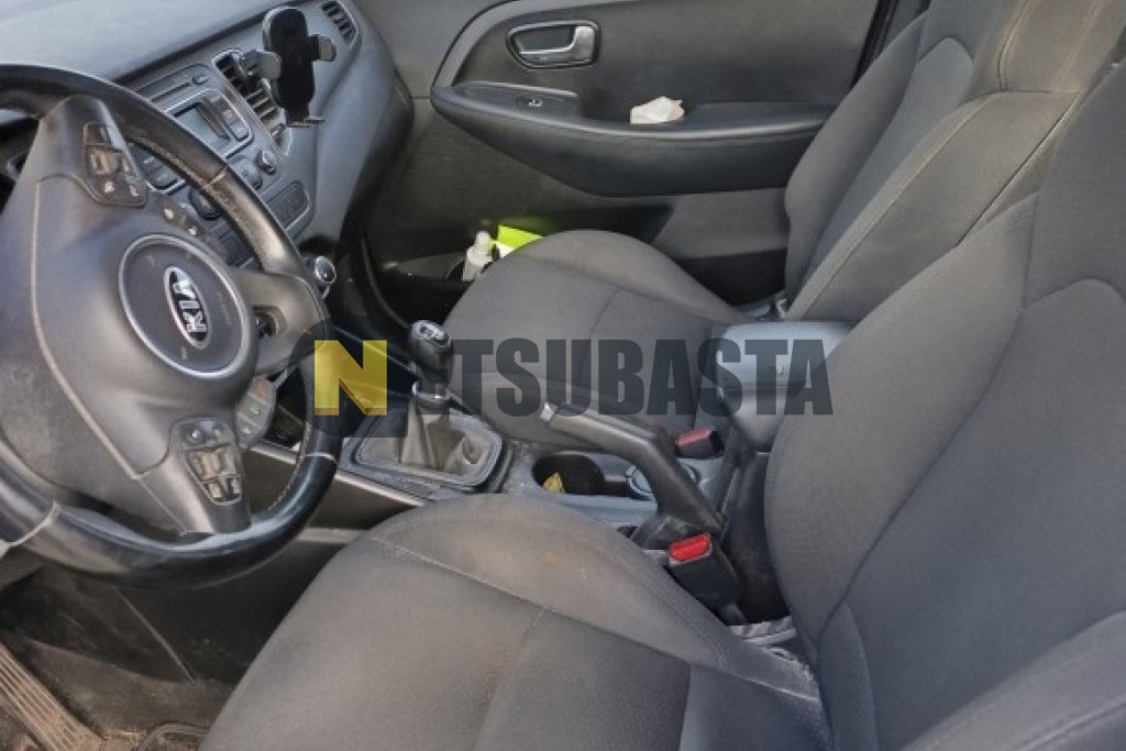 Kia Carens 1.6 GDi 2013