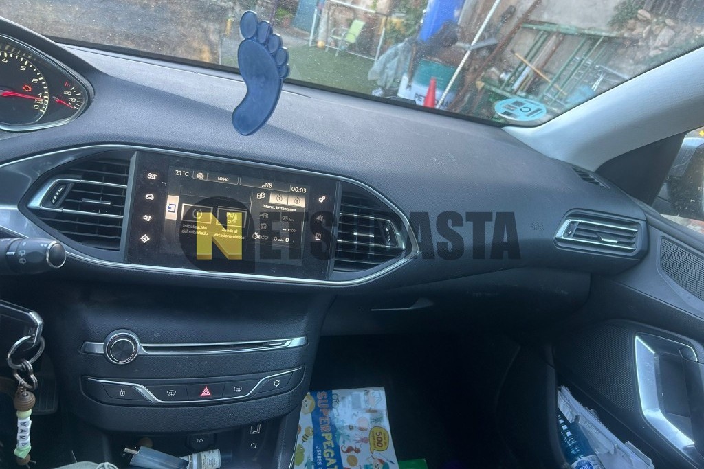 Peugeot 308 1.2 Puretech 2015