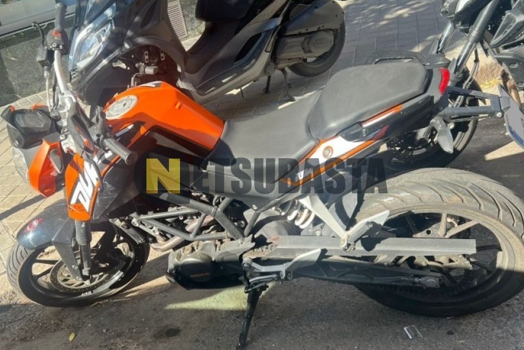 KTM 125 Duke 2011
