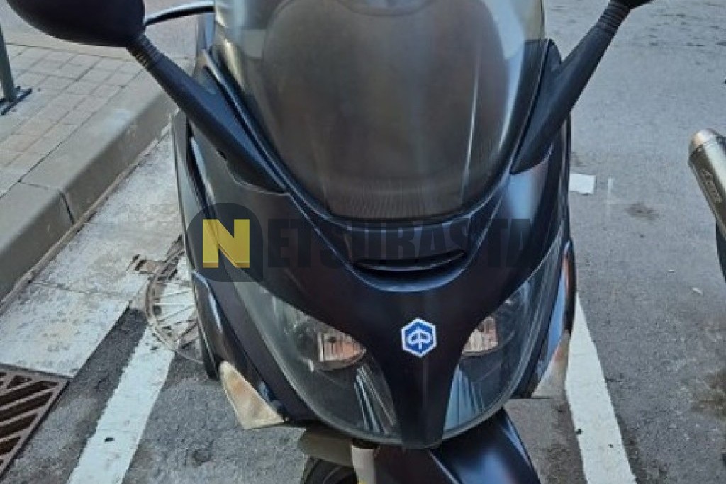 Piaggio X EVO 125 2015
