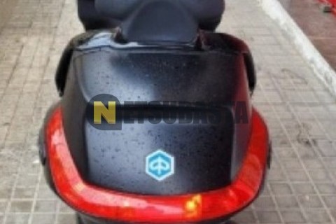Zitmuv Black Razer 125E 2022
