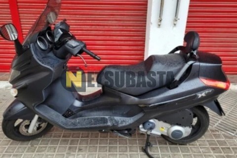 Zitmuv Black Razer 125E 2022