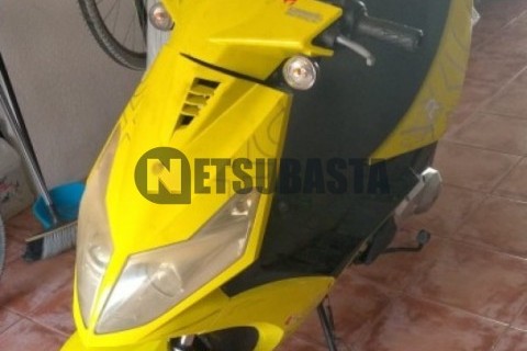 Zitmuv Black Razer 125E 2022