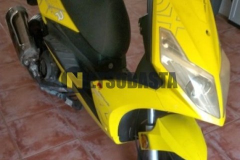 Zitmuv Black Razer 125E 2022