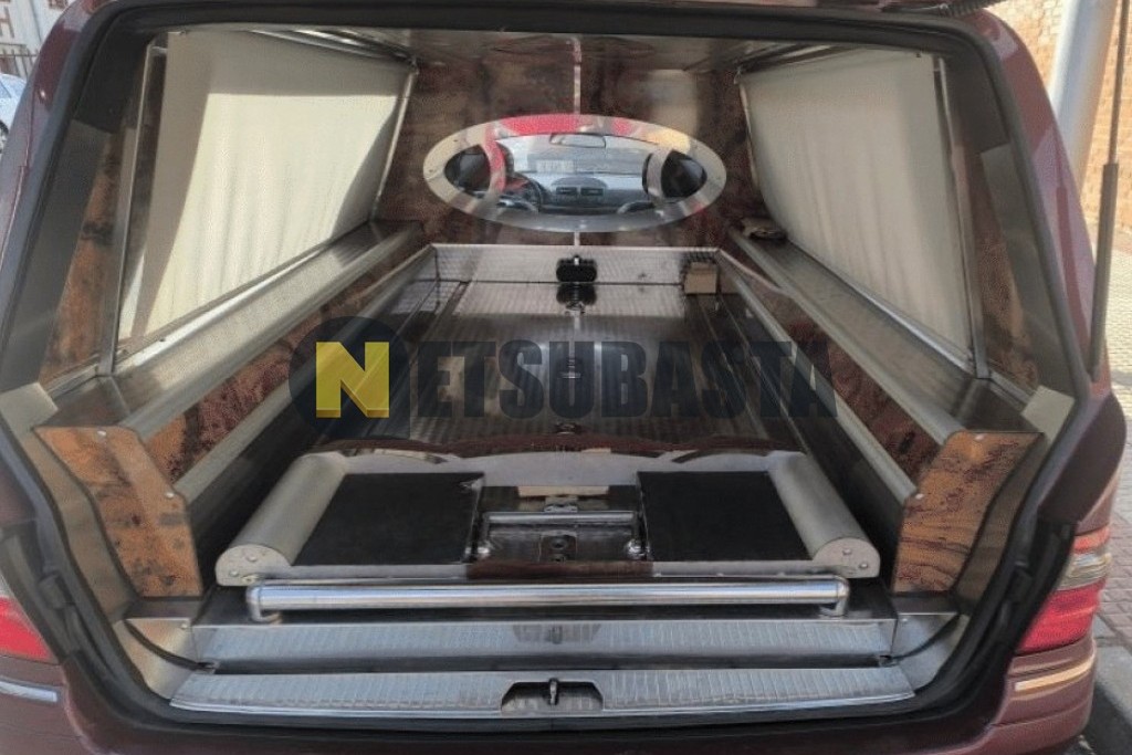 Mercedes-Benz E 220 CDI Aut. (Fúnebre) 2010