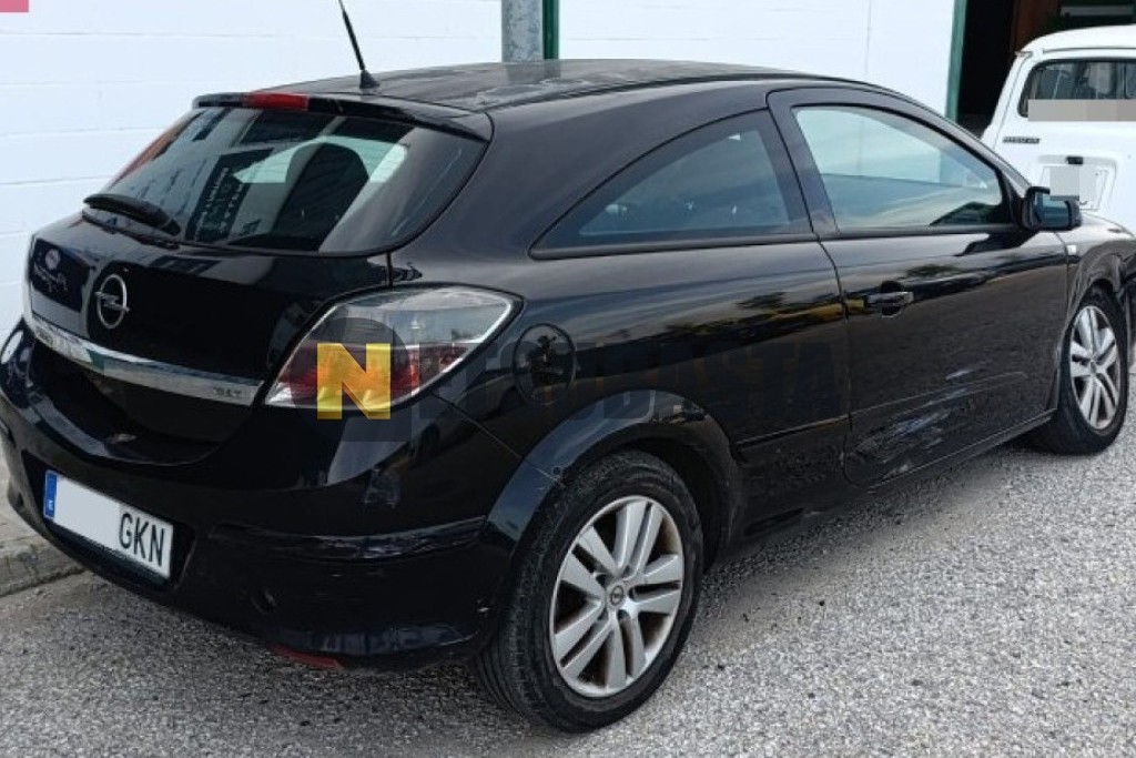 Opel Astra GTC 1.7 CDTi 2009